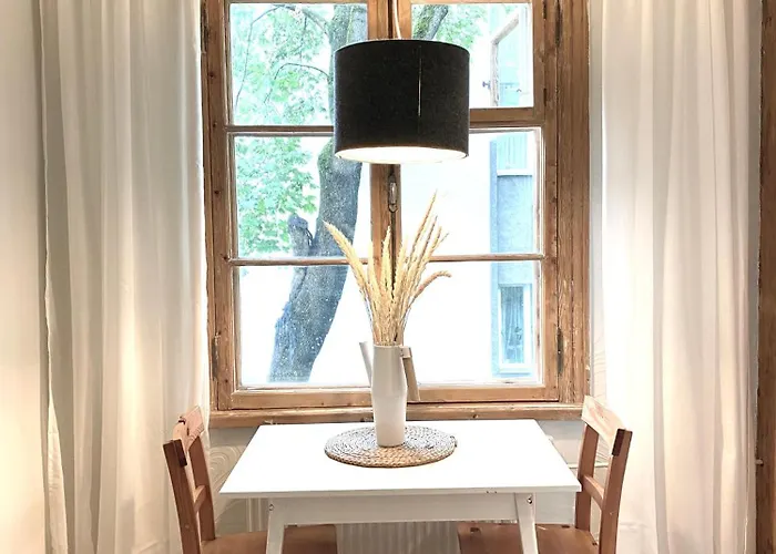 Lovely 1-bedroom In The Heart Of Апартаменты *